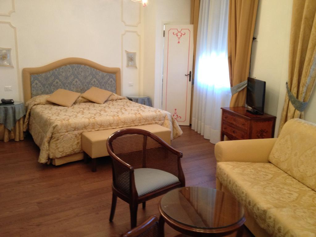 Ca' Dei Polo Hotel Velence Kültér fotó